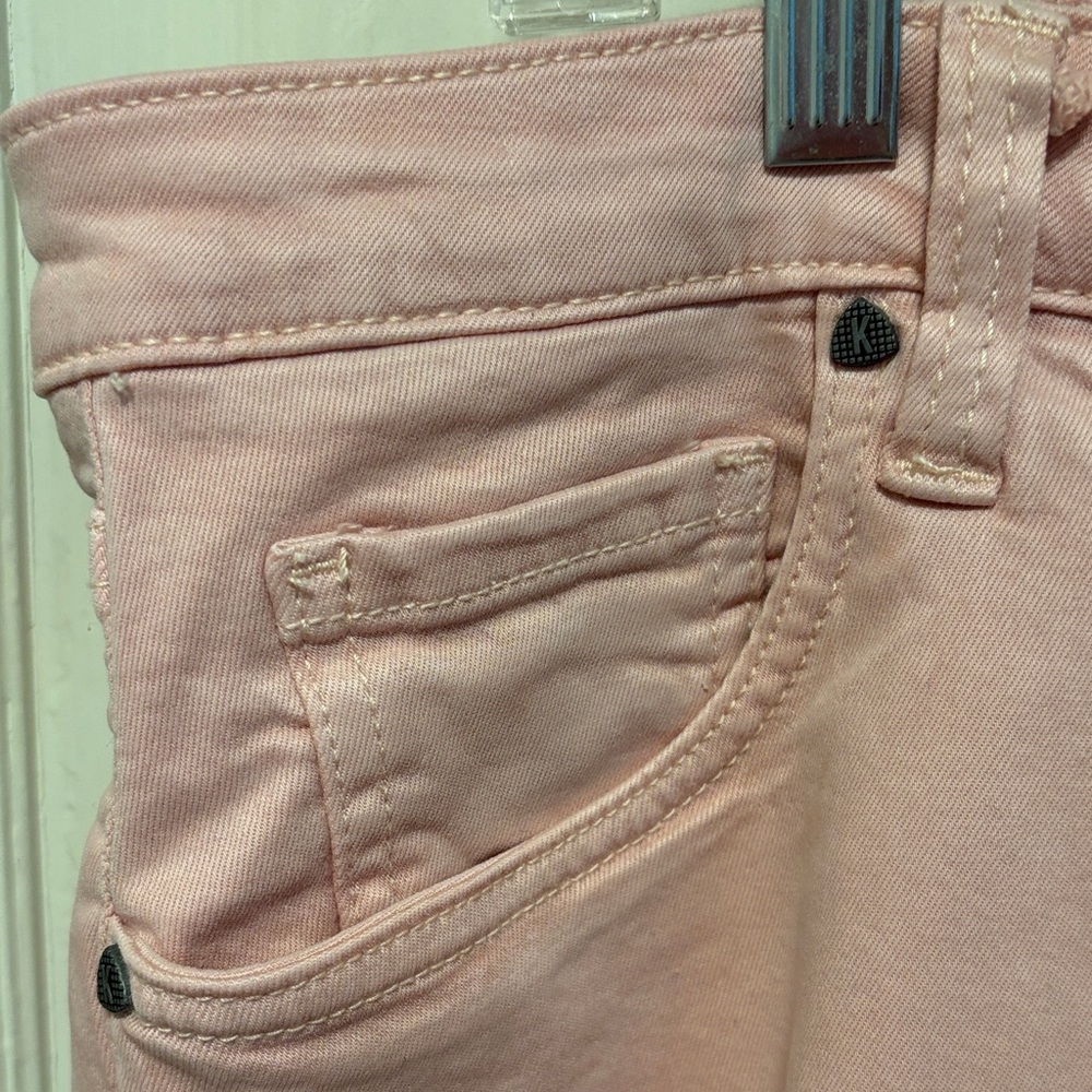 Kut from the Kloth Amy Crop Straight Leg Light Pale Pink Cuffed Pants 16W - Picture 4 of 9